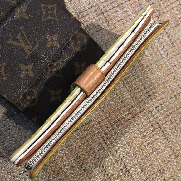 COLE HAAN Ivory Calfskin & Vachetta Leather Long Bifold Wallet Turquoise Lining - Picture 7 of 17